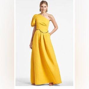 NWOT Brand new Sachi and Babi gown, size 2.